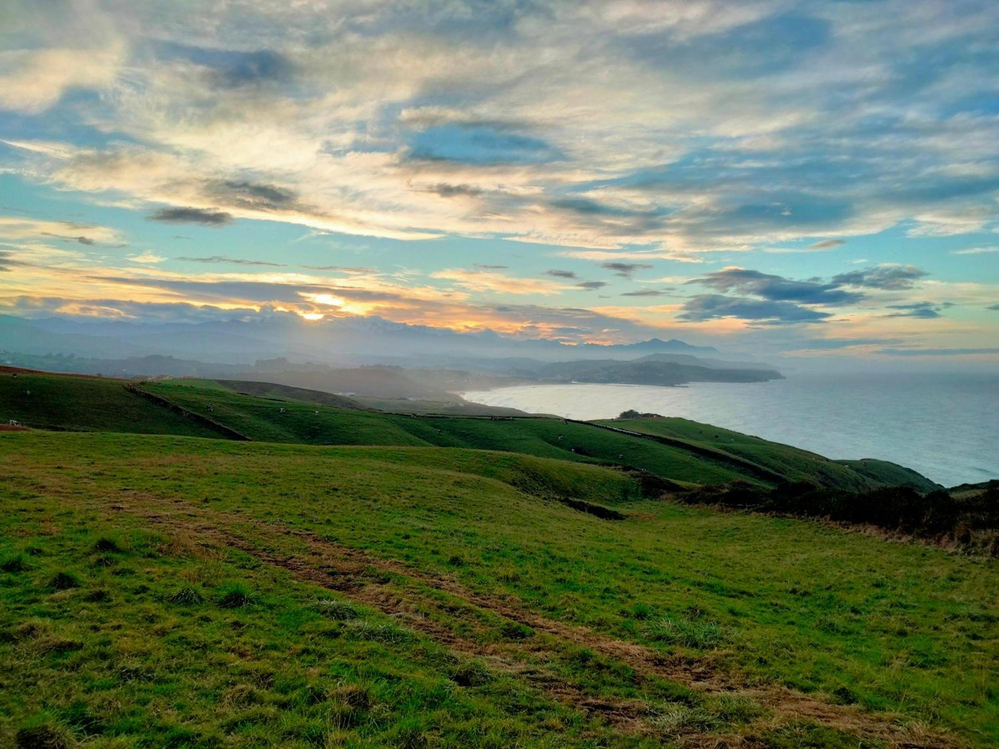 El Mirador De La Hayuela, A 7 Min De Comillas Exteriör bild